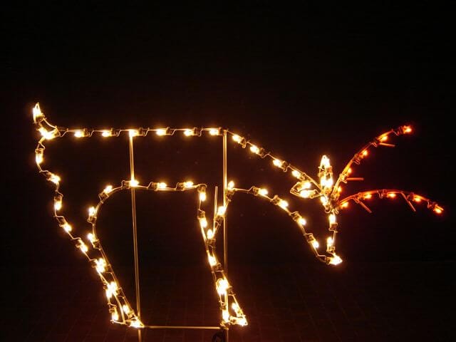 3' Grazing Deer Holiday Light Display - Creative Displays