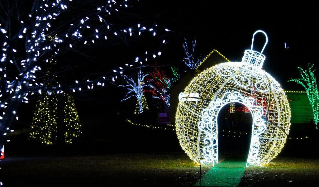 Outdoor Commercial Christmas Display