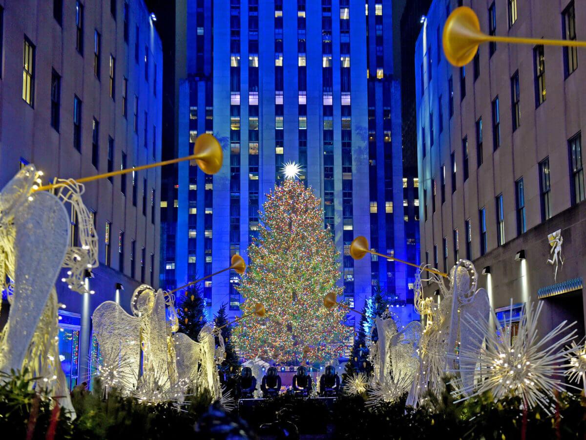 Creative Displays The Most Decorated Cities for Christmas New York