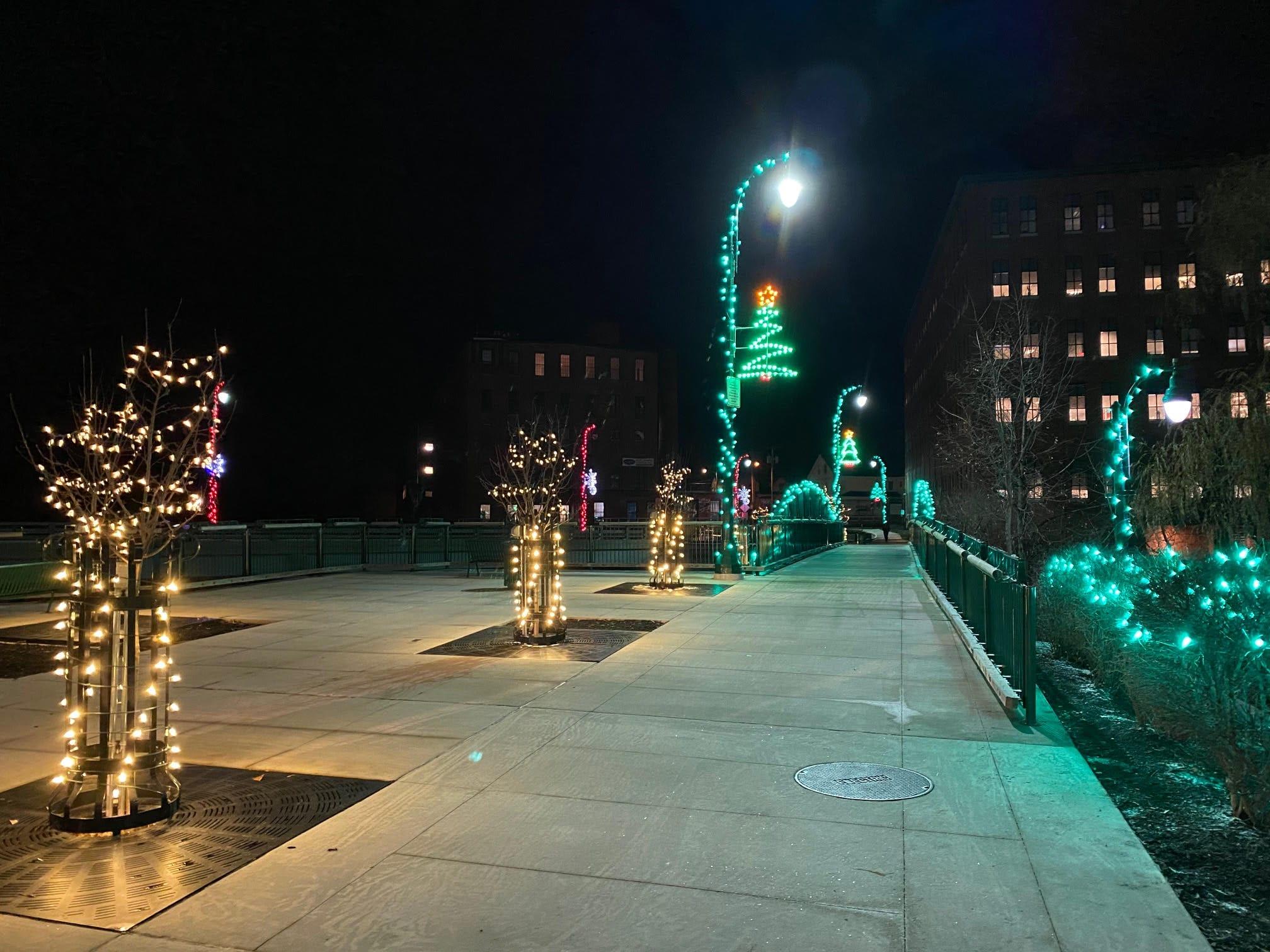 Commercial Christmas Decor