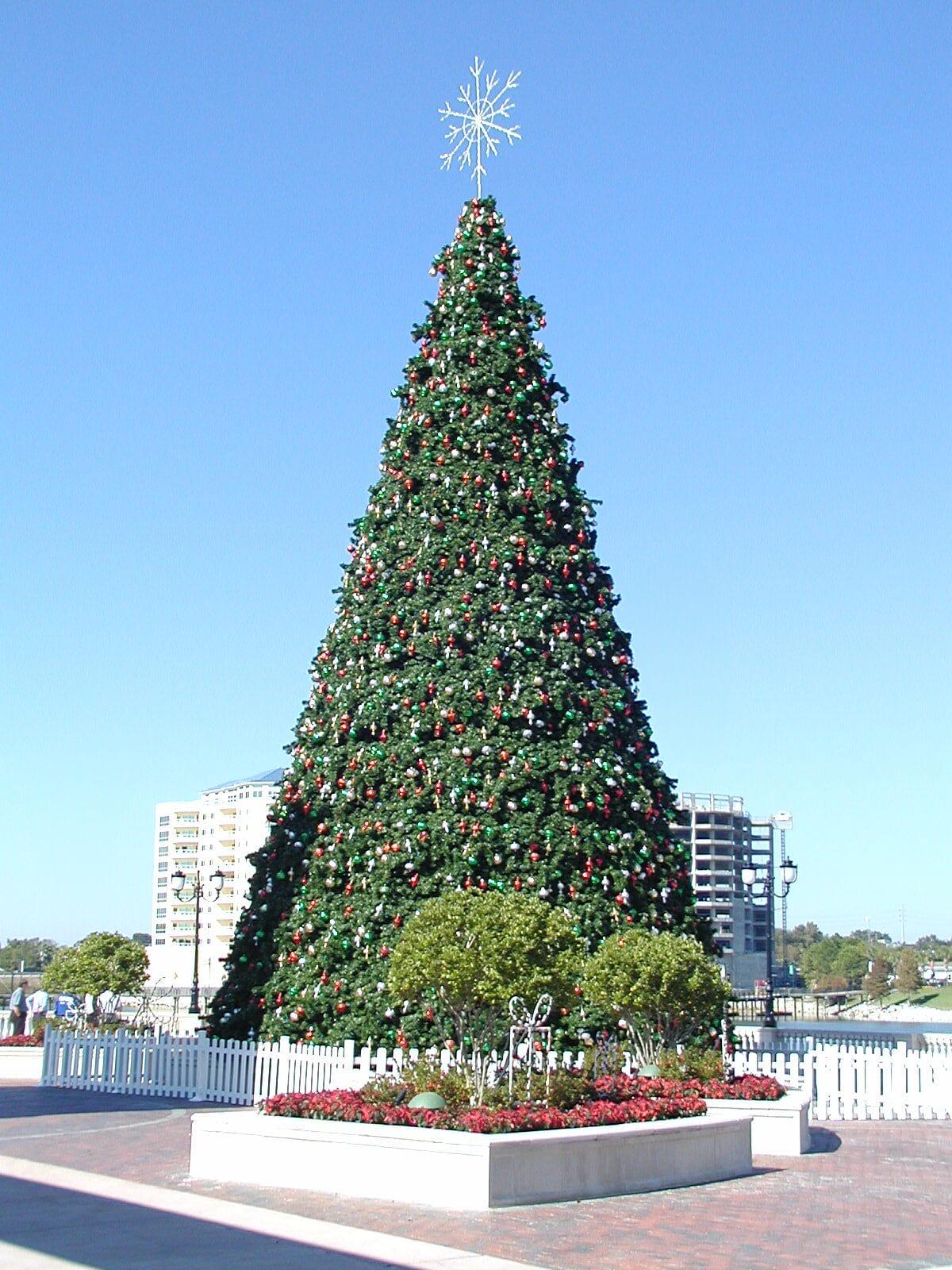 Commercial Giant Panel Tree