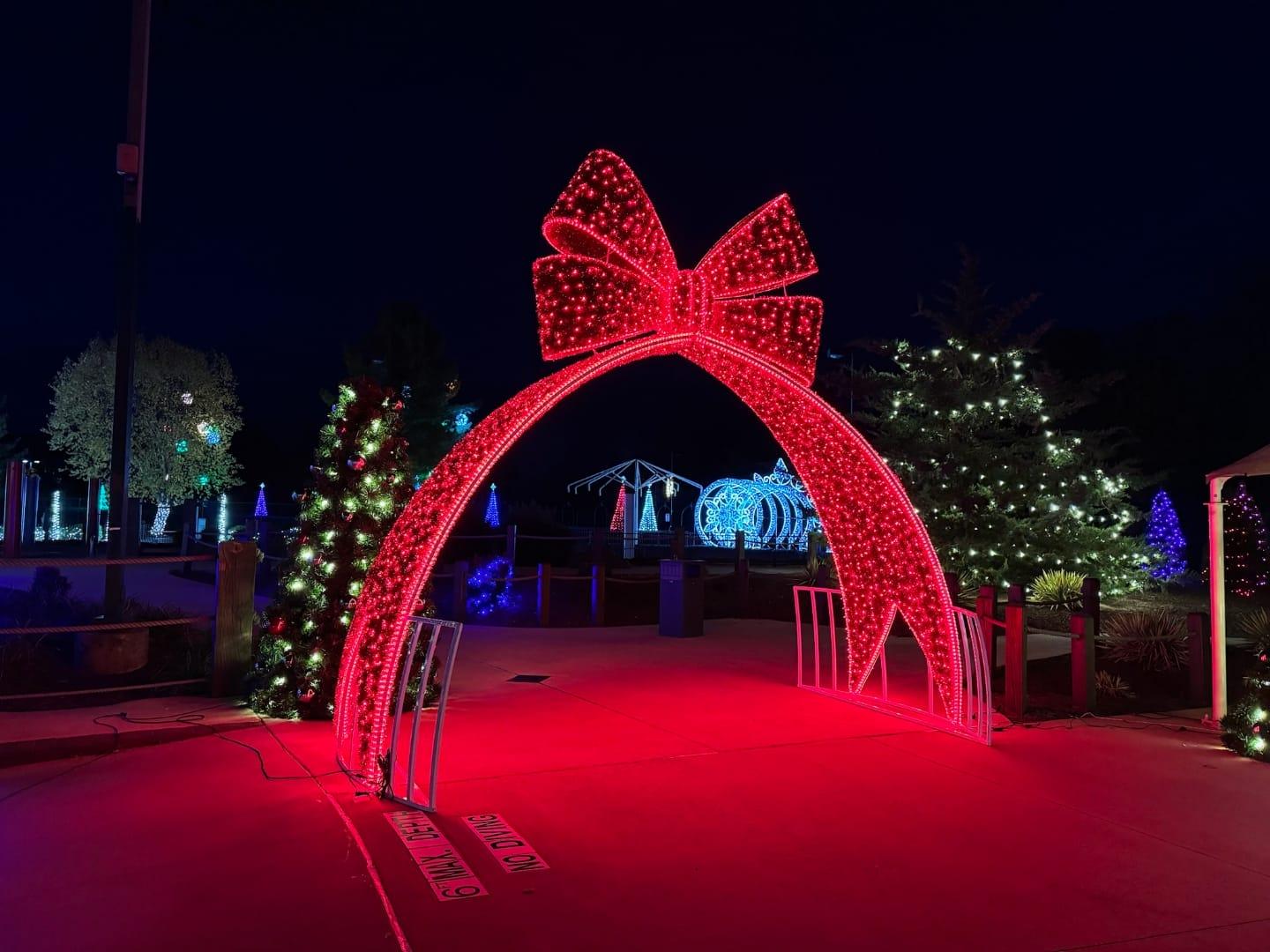 Commercial Christmas Decor